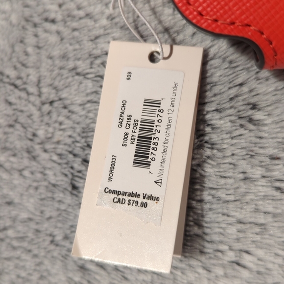 KATE SPADE Staci Apple Airpod Case Key Ring in Gazpacho Red - Picture 3 of 3